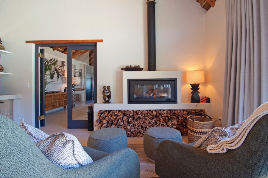 To Let 5 Bedroom Property for Rent in Crofters Valley Western Cape